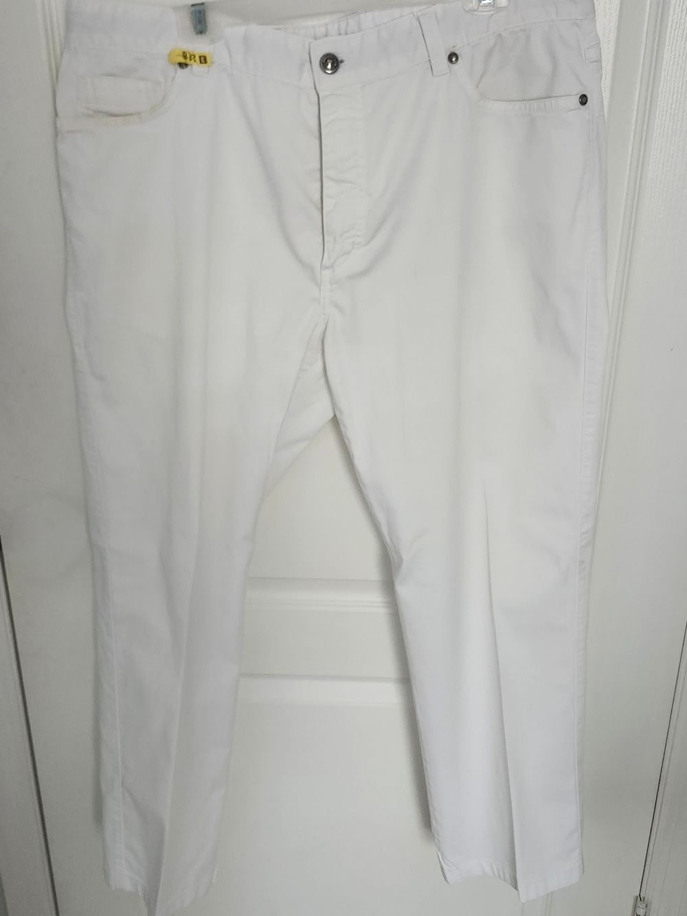 Ermenegildo Zegna White Slim Chino Pants